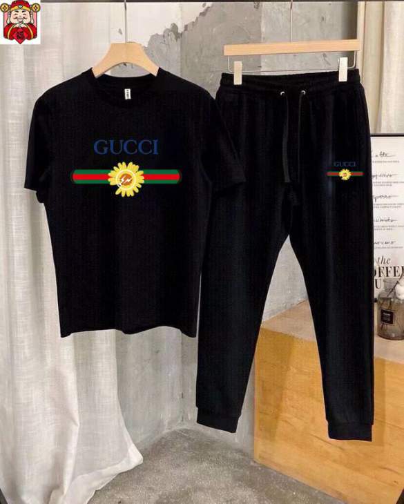 Picture of Gucci Shirt Pant Suits _SKUGucciM-5XLkdtr10222238